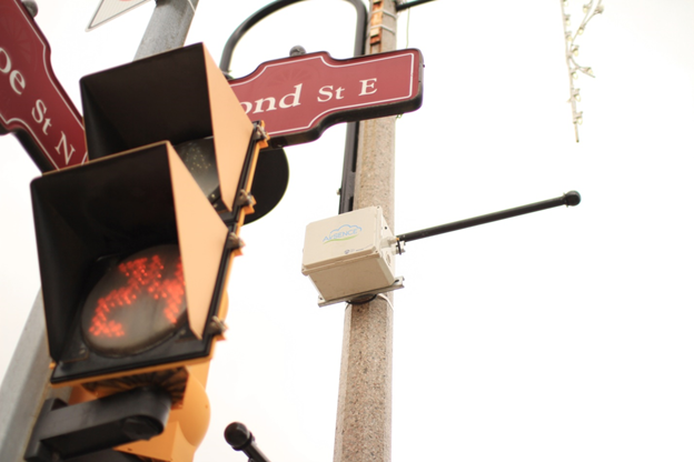 AirSENCE(TM) installed on the lamppost at Bond Street and Simcoe Street intersection.